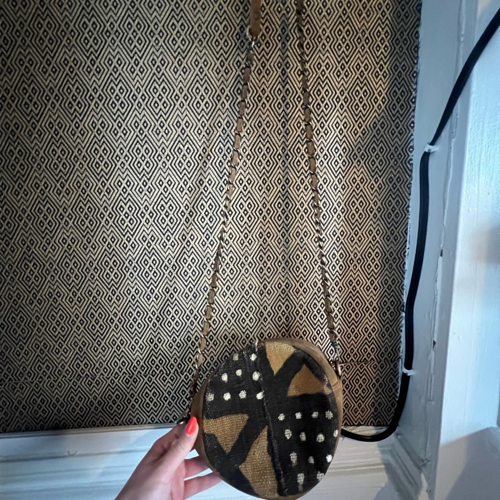 Handcrafted Tan and Black Round Bag